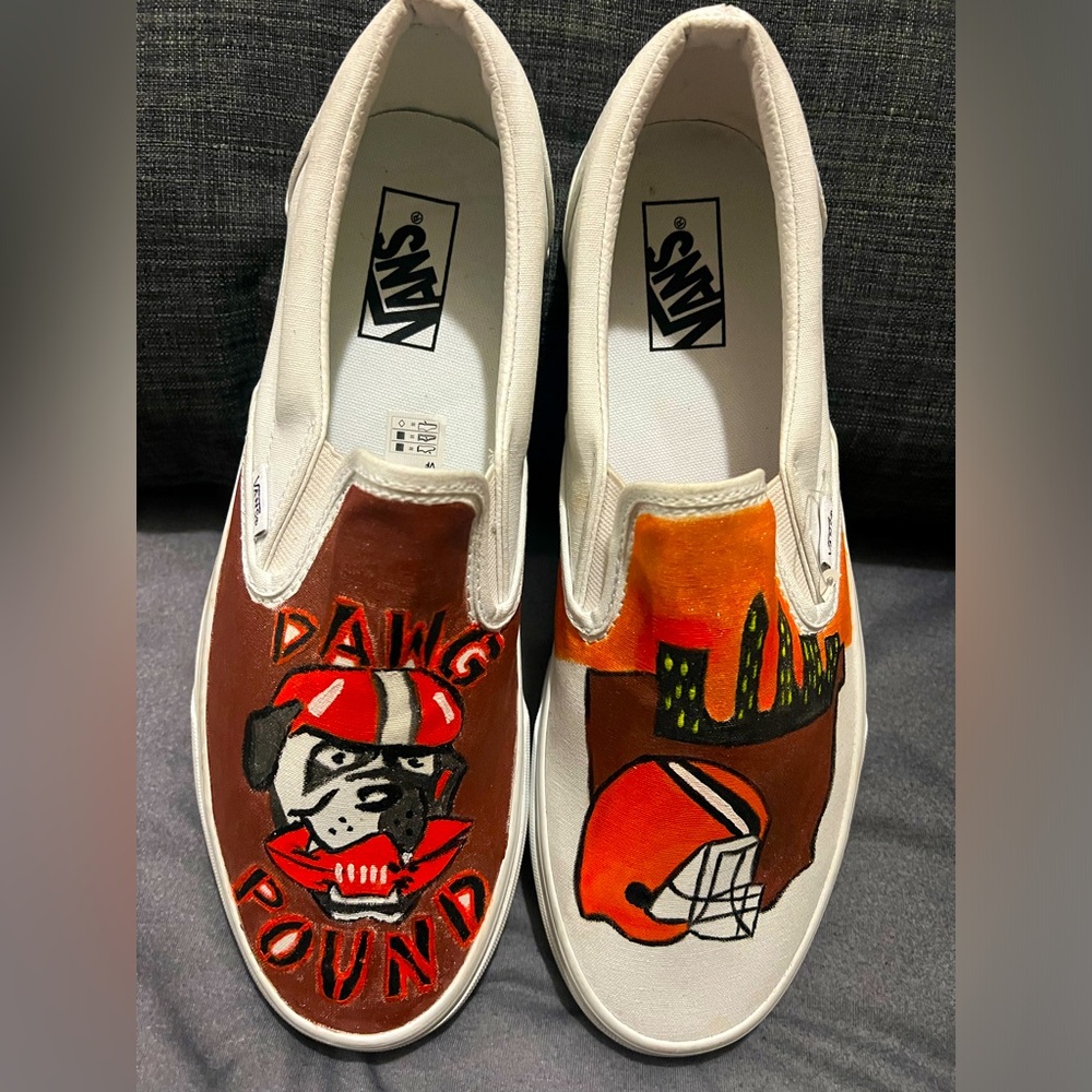 Vans Slip-On Custom Hand  Painted CLEAVLAND BROWN  SIZE 11